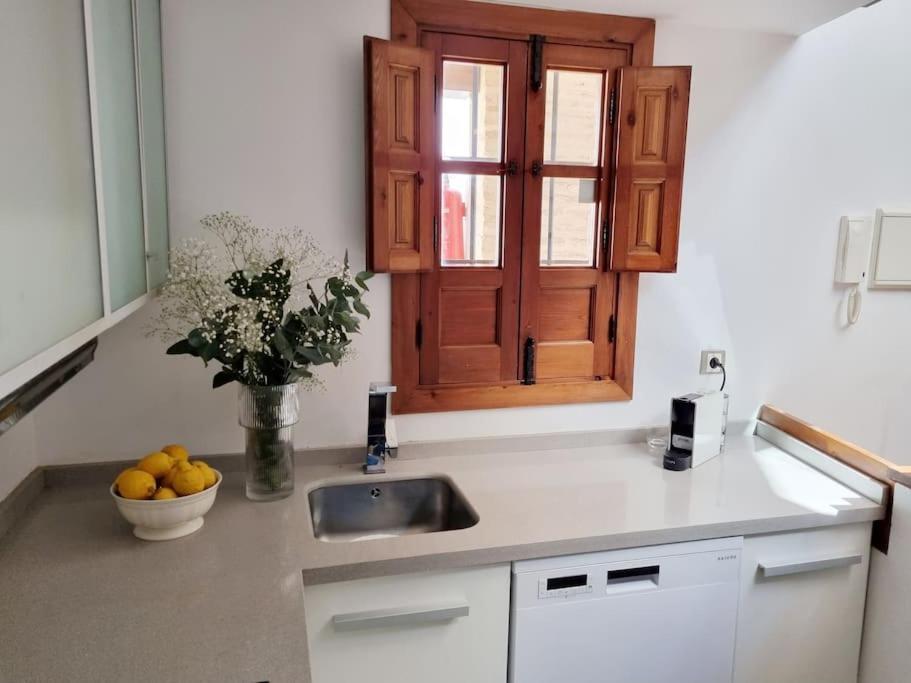 Loft & Private Rooftop With Bbq Sevilla Bagian luar foto